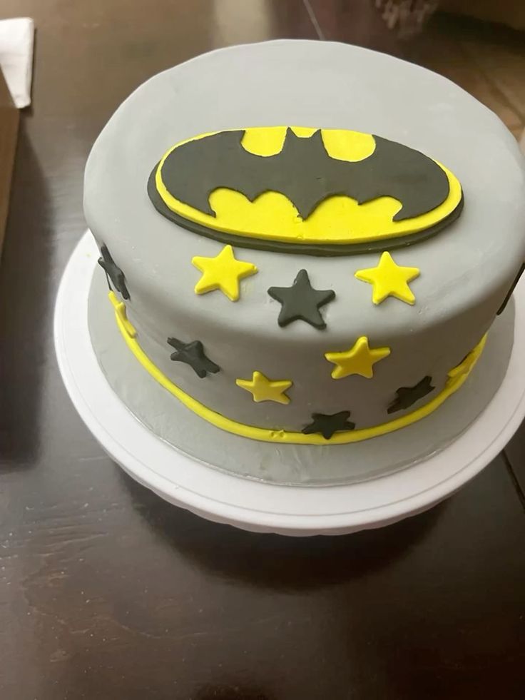 Batman theme cake design ( 47 )