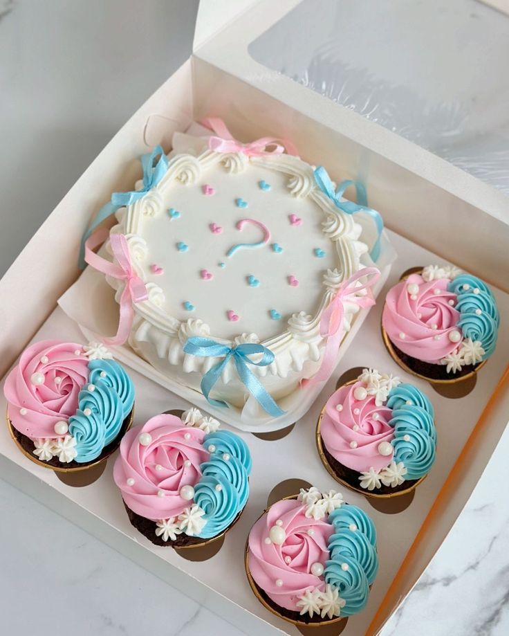 Bento cake combo for baby shower