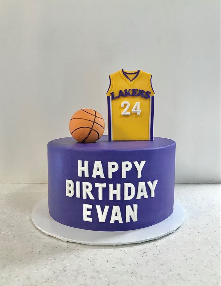 Basketball theme cake design ( 26 )