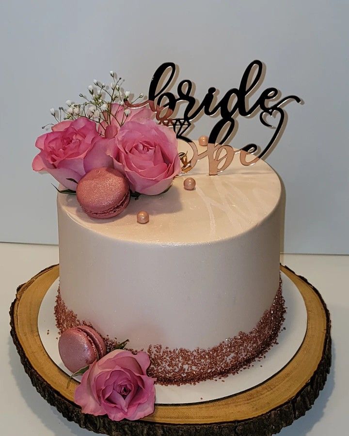 Bride to be cake design ( 40 )