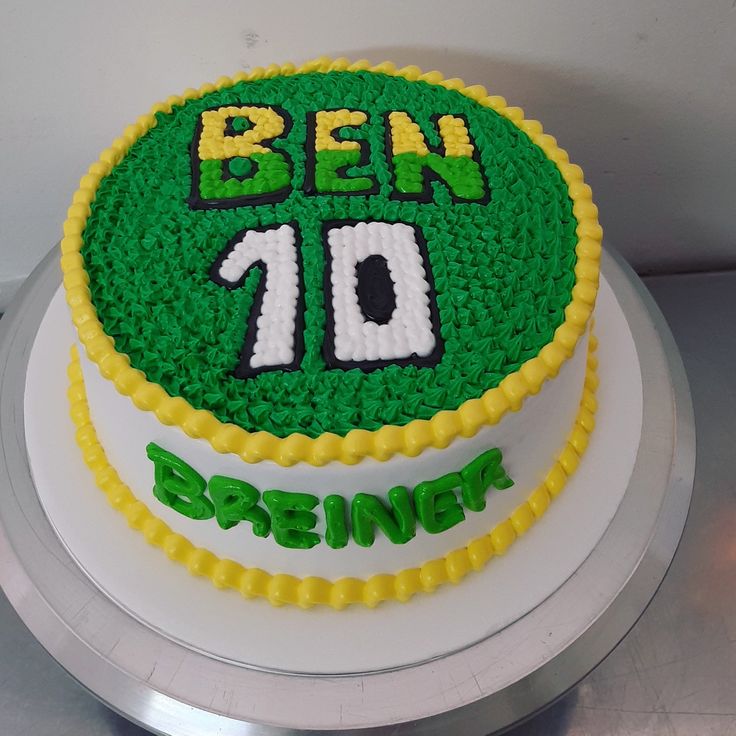 Cartoon theme cakes design ( 37 )