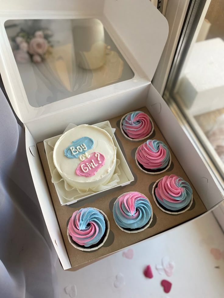 Baby shower theme bento cake combo