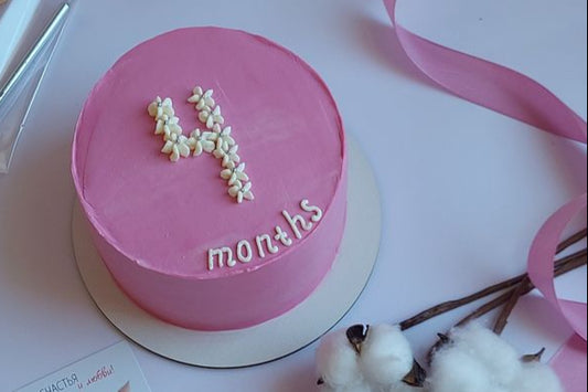 4 months birthday mini cake