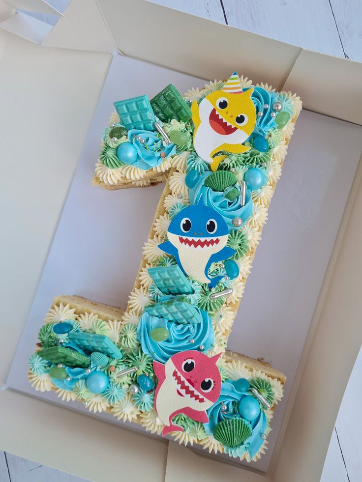 Baby Shark Cake Design 5