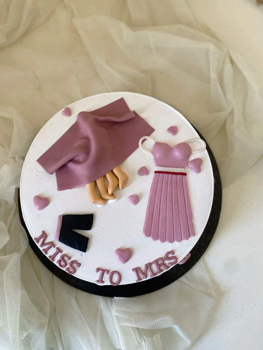 Custom cake for bride to be