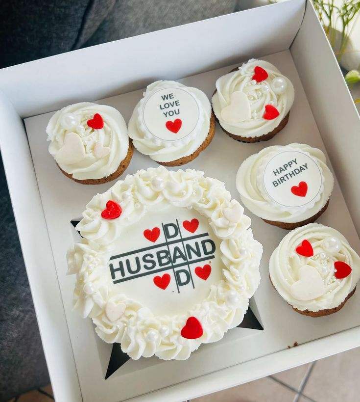Customize bento cake combo for husband