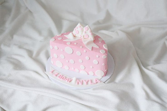 6 Months Birthday Cake (71)