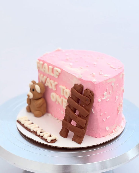 6 Months Birthday Cake (92)