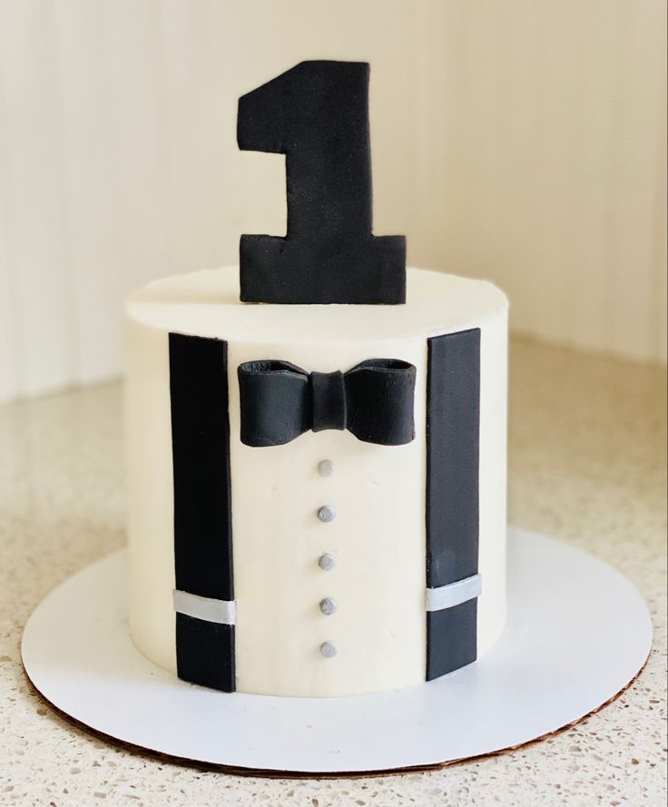 1st birthday cake design (4)