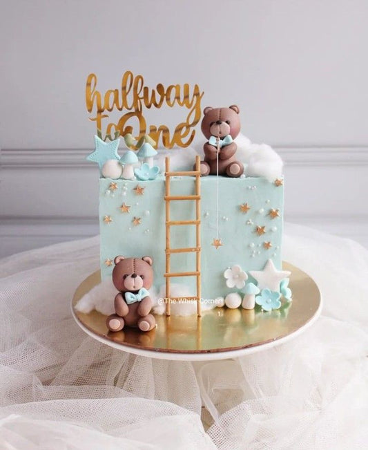 6 Months Birthday Cake (41)