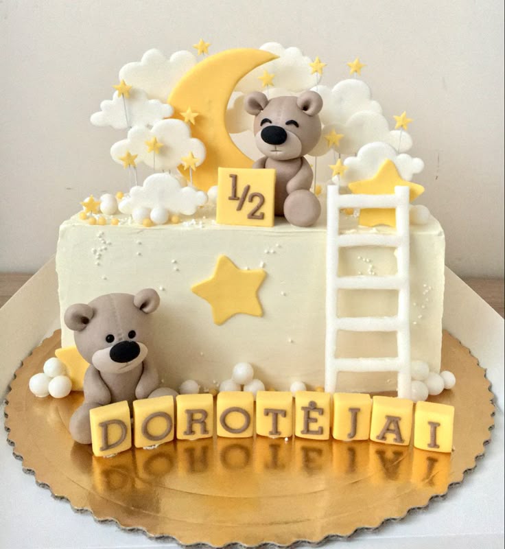 6 Months Birthday Cake (64)