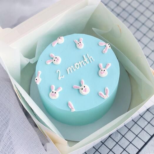 Mini cakes for 2 months birthday bunny theme