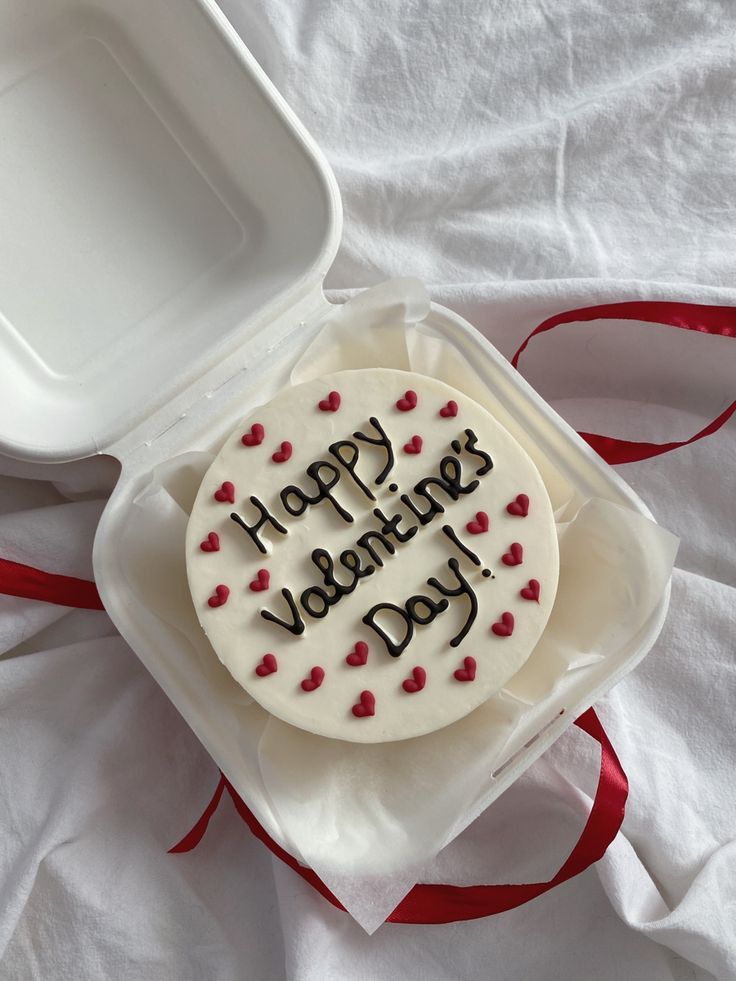Valentine's day cake design 4